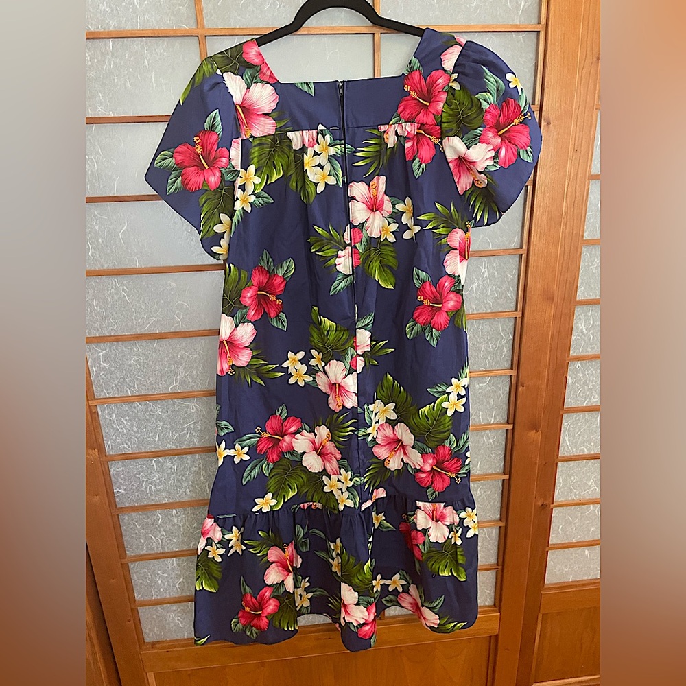 Hawaiian Moomoo dress.  Size Large Relaxed fit